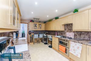 Kitchen- click for photo gallery